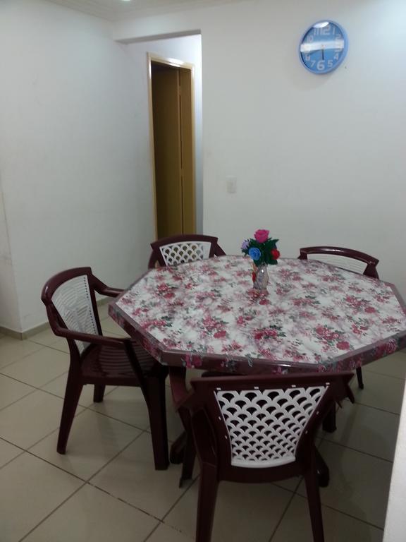 Un 2525 Apartment *